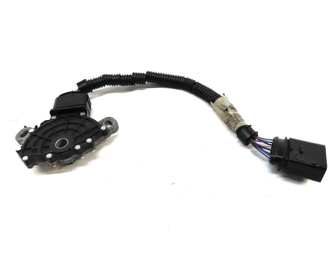 Thumbnail 2: 2012 AUDI Q7 (4L) 3.0L SUPER CJWE ENGINE AUTO TRANSMISSION NEUTRAL SAFETY SWITCH