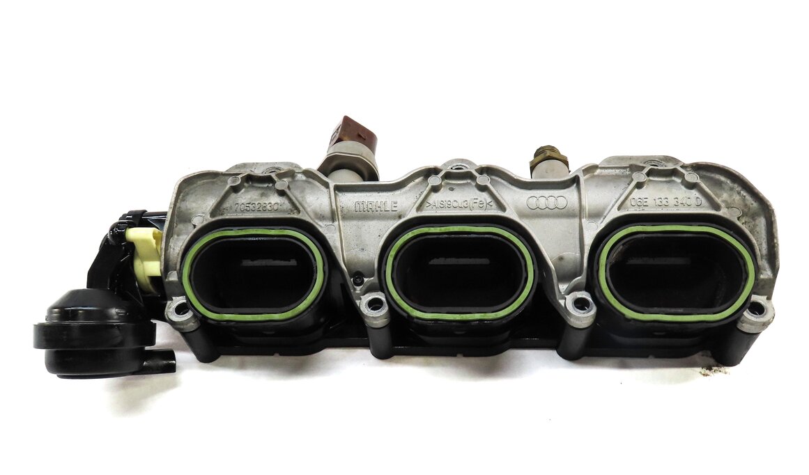 Thumbnail 2: 2012 AUDI Q7 4L 3.0L SUPER CJWE LEFT LOWER INTAKE MANIFOLD HOUSING & FUEL RAIL