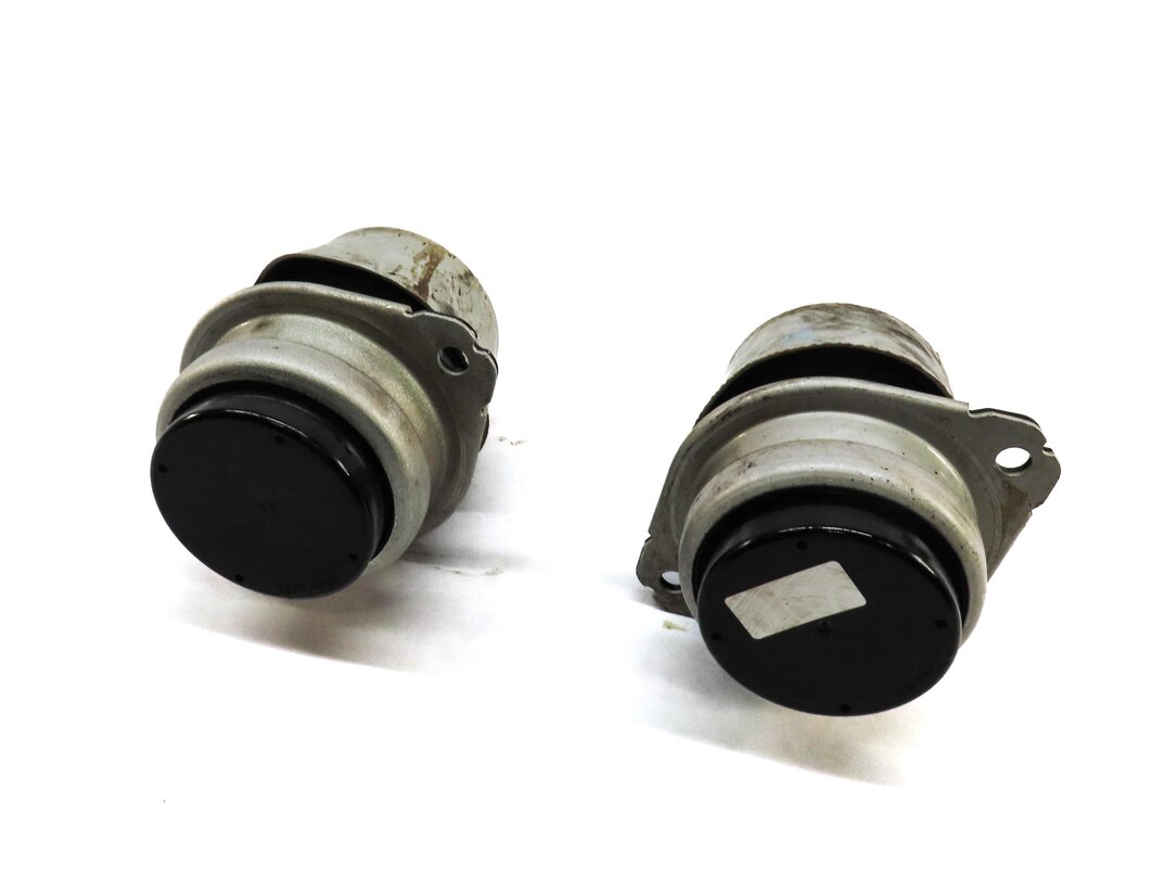 2012 AUDI Q7 (4L) 3.0L SUPER CJWE ENGINE LEFT & RIGHT MOTOR MOUNT SET 2