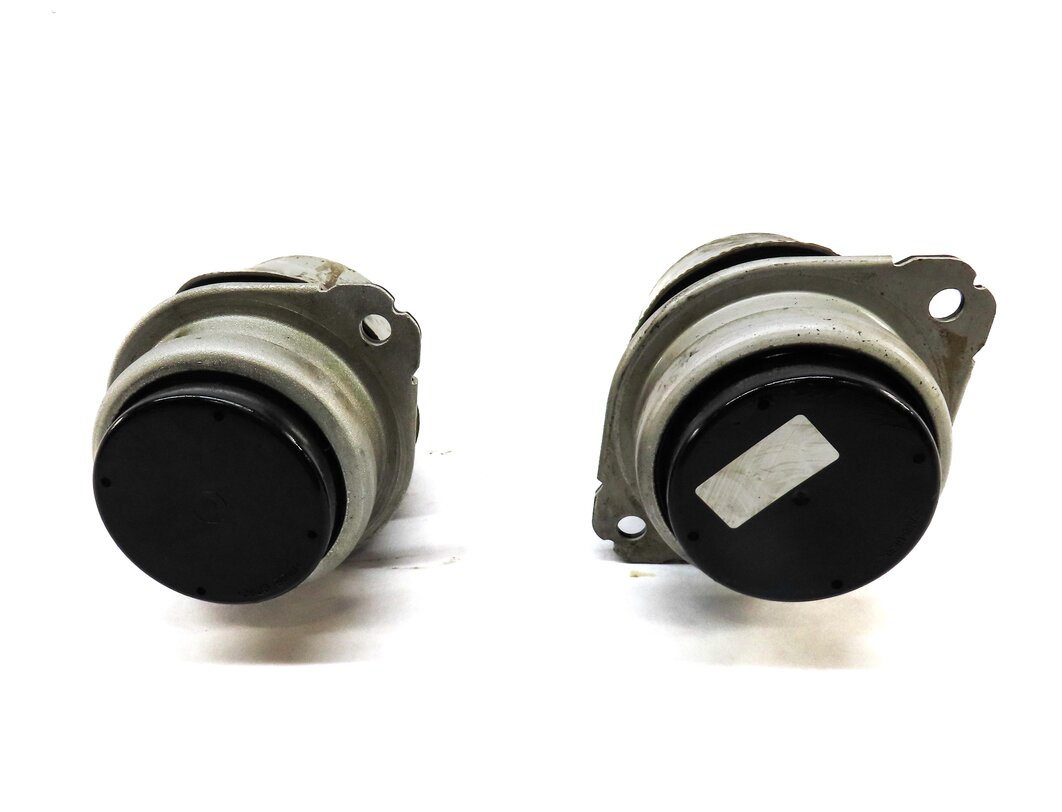 Thumbnail 2: 2012 AUDI Q7 (4L) 3.0L SUPER CJWE ENGINE LEFT & RIGHT MOTOR MOUNT SET 2