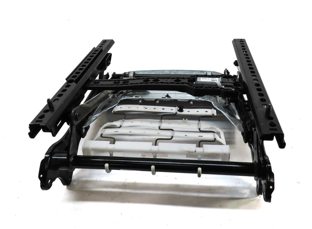 Thumbnail 6: 14-19 MERCEDES CLA45 CLA250 (C117) FRONT LEFT DRIVER MEMORY SEAT TRACK w/ MOTORS
