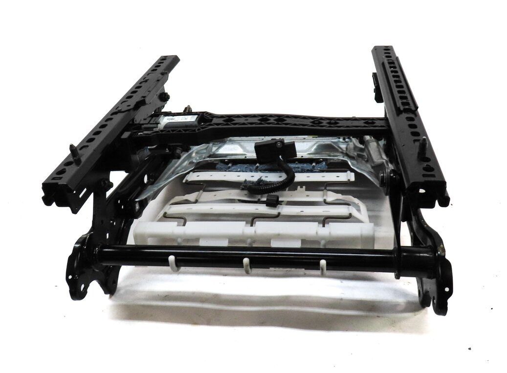 Thumbnail 6: 2014-2019 MERCEDES CLA CLASS (C117) FRONT RIGHT PASSENGER SEAT TRACK (MEMORY)