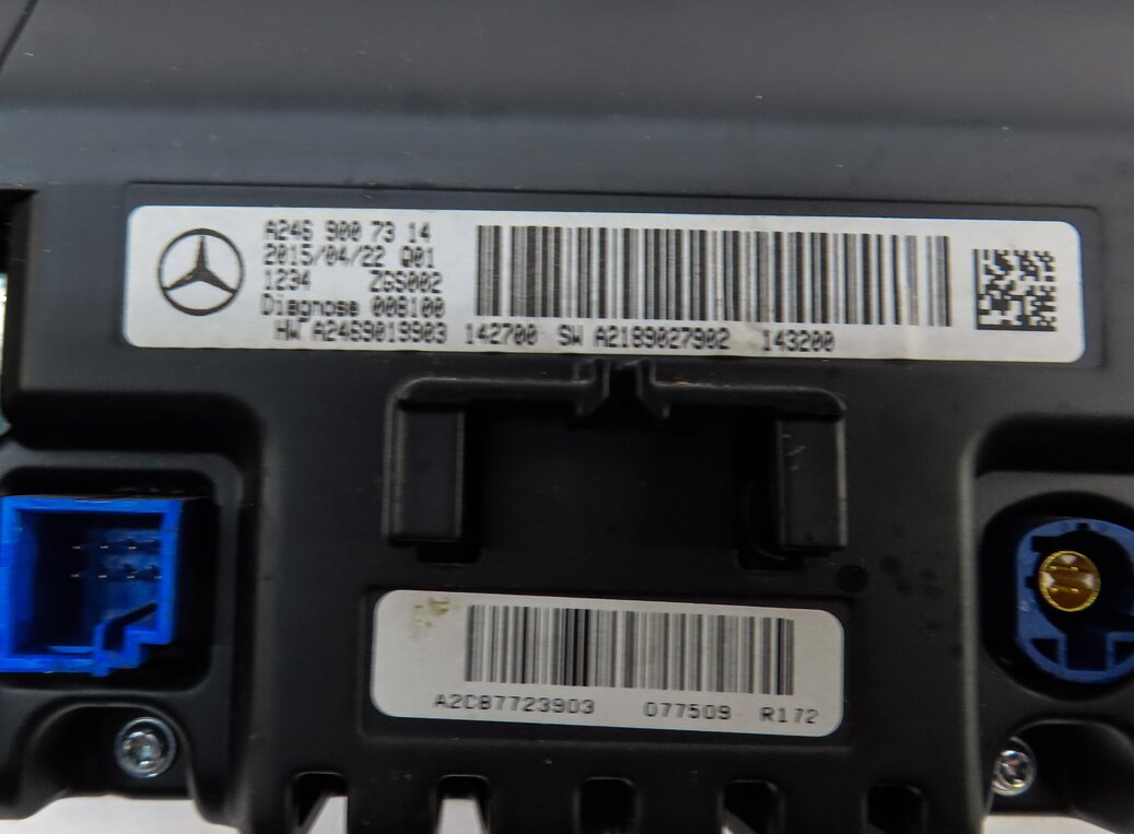 Thumbnail 7: 2015 MERCEDES CLA CLASS (C117) GPS NAVIGATION MEDIA INFORMATION DISPLAY SCREEN