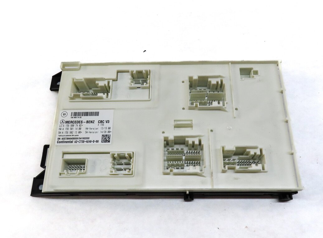Thumbnail 2: 16-20 MERCEDES B CLA GLA (C117 W246 X156) FRONT SIGNAL ACQUISITION MODULE SAM