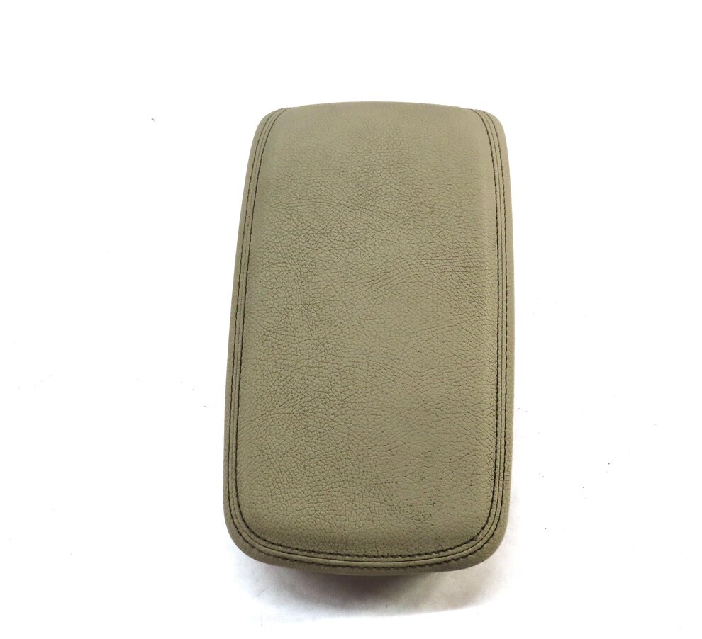 Thumbnail 2: 14-19 MERCEDES CLA250 (C117 W117) FRONT CENTER CONSOLE ARMREST LID (BEIGE 155A)