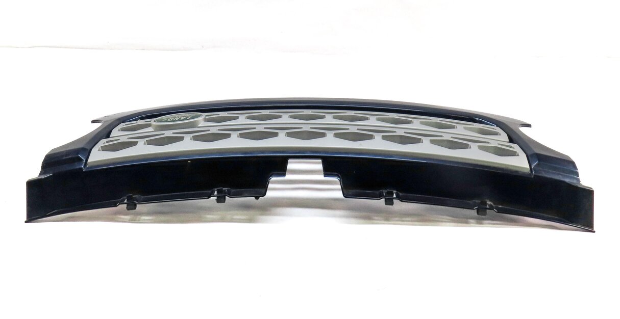 Thumbnail 4: 2010-2013 LAND ROVER LR4 - FRONT UPPER HOOD CENTER AIR VENT GRILLE (BALTIC BLUE)