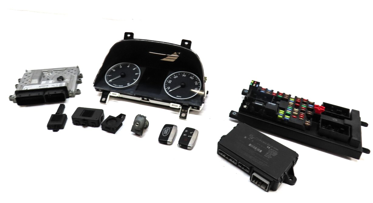 2013 LAND ROVER LR4 5.0L NON SC SPEEDOMETER FUSE BOX BODY ENGINE MODULE KEY SET
