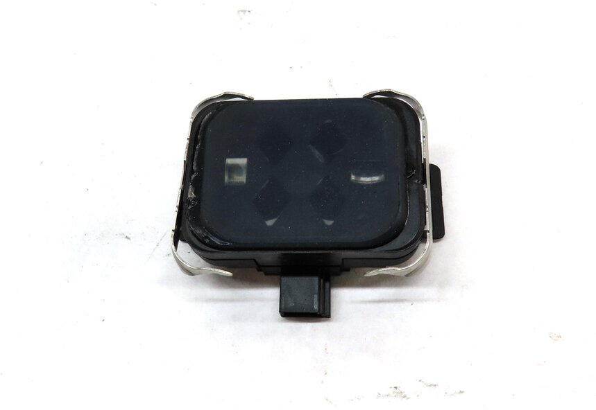 Thumbnail 2: 2010-2016 LR2 LR4 RANGE ROVER SPORT (L320 L322) WINDSHIELD WIPER RAIN SENSOR