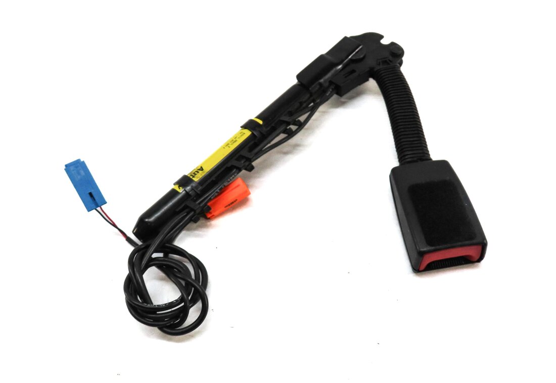 Thumbnail 2: 2008-2016 LR3 LR4 / RANGE ROVER SPORT (L320) LEFT FRONT DRIVER SEATBELT RECEIVER