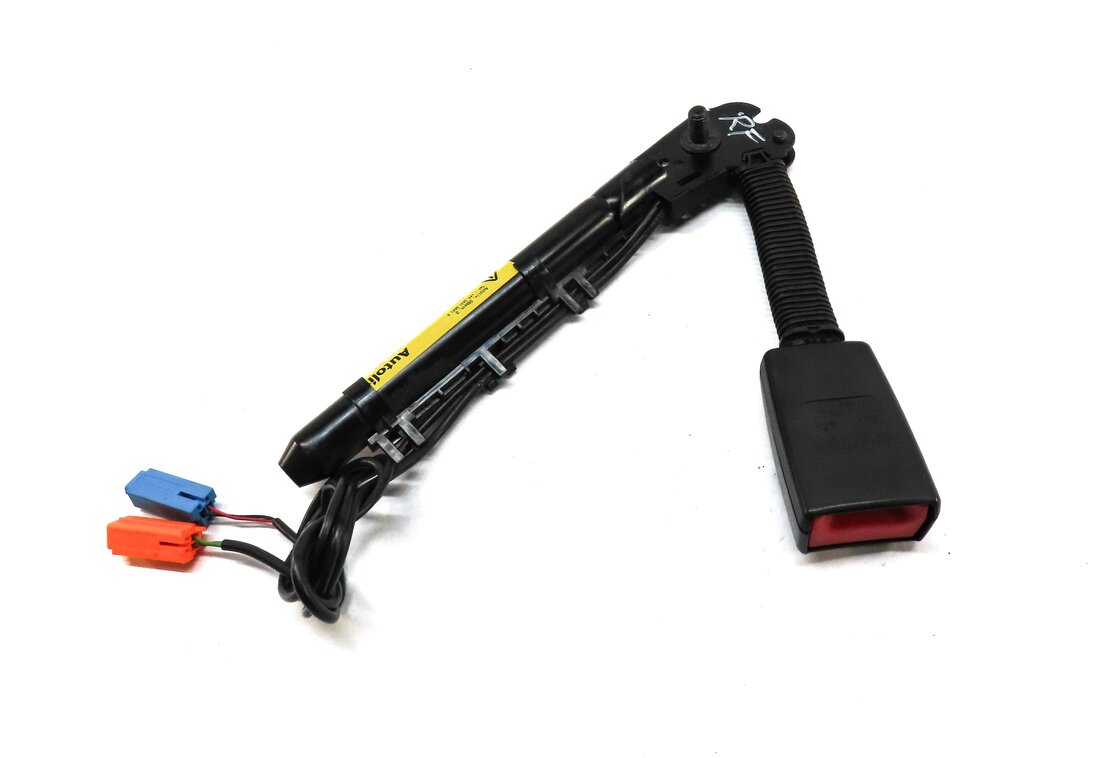 Thumbnail 3: 2008-2016 LR3 LR4 / RANGE ROVER SPORT (L320) RIGHT PASSENGER SEATBELT RECEIVER