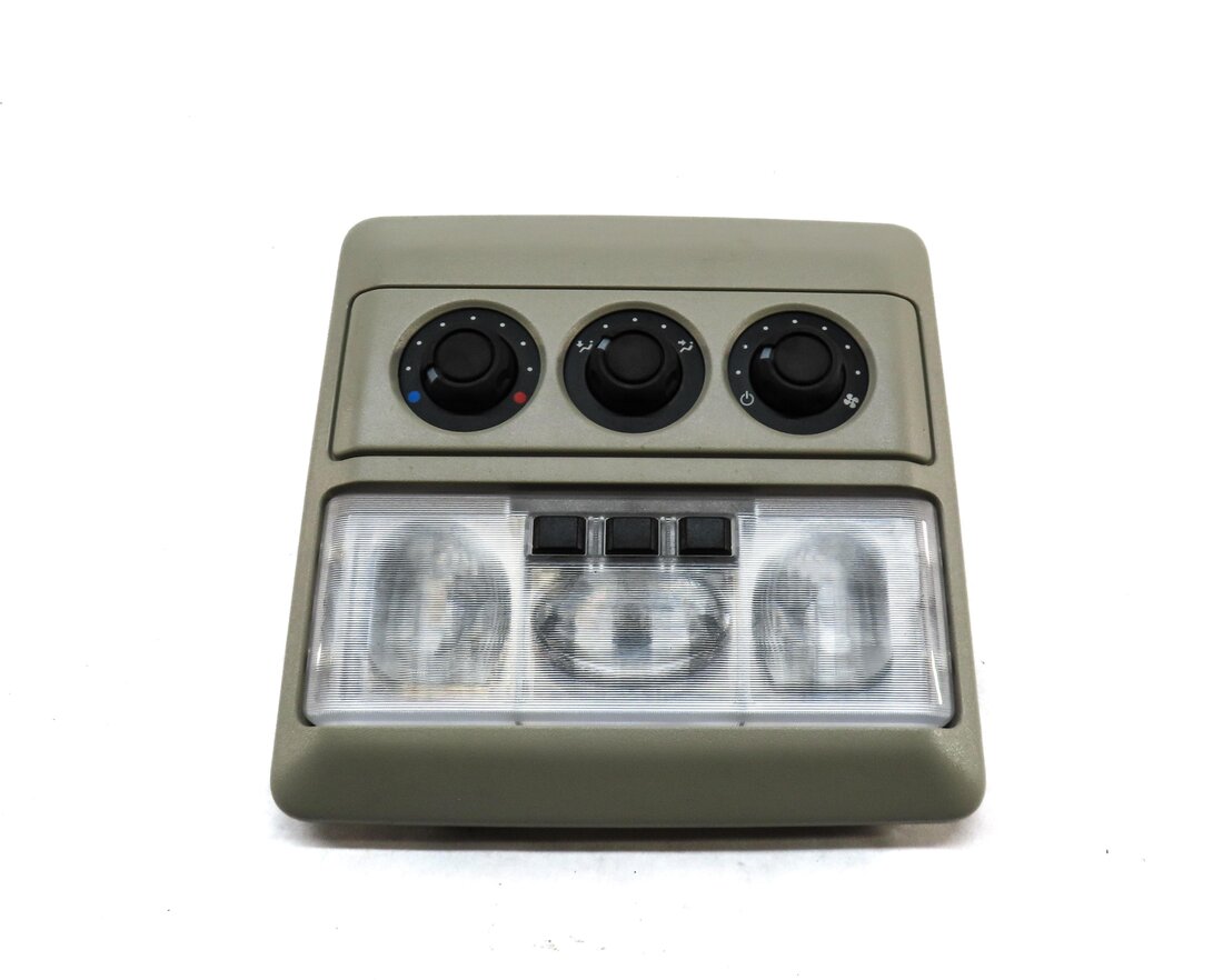 Thumbnail 3: 2013 LAND ROVER LR4 REAR OVERHEAD ROOF DOME LIGHT w/ A/C HEATER CONTROL (BEIGE)