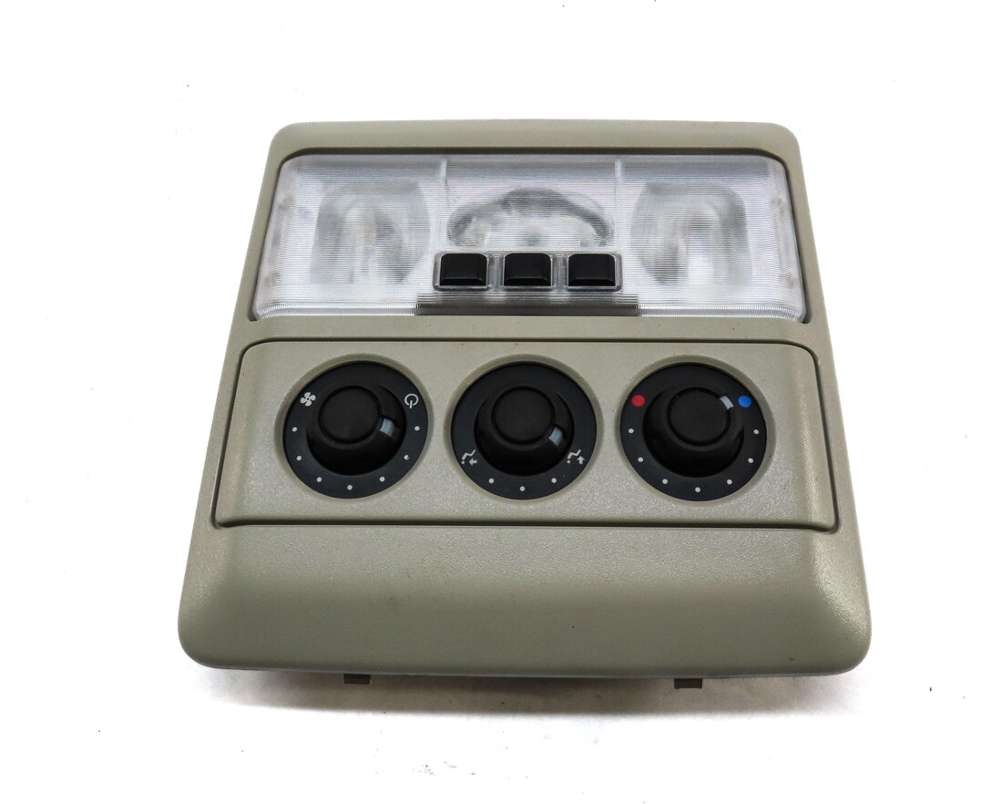 Thumbnail 4: 2013 LAND ROVER LR4 REAR OVERHEAD ROOF DOME LIGHT w/ A/C HEATER CONTROL (BEIGE)