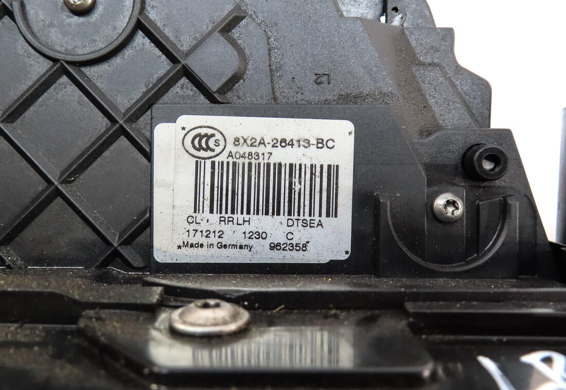 Thumbnail 5: 10-17 LR4 RANGE ROVER SPORT (L320) LEFT REAR PASSIVE DOOR LOCK LATCH ACTUATOR