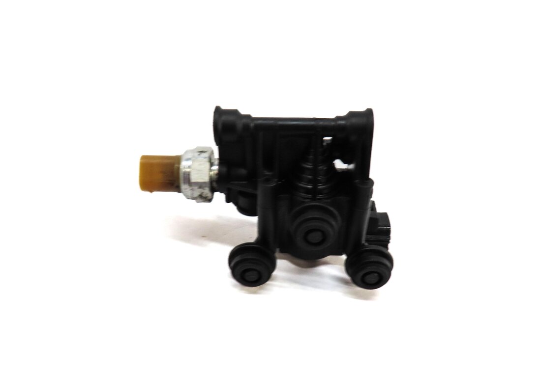 Thumbnail 2: 2013 LAND ROVER LR4 AIR SUSPENSION TRANSFER RELIEF VALVE RVH000046