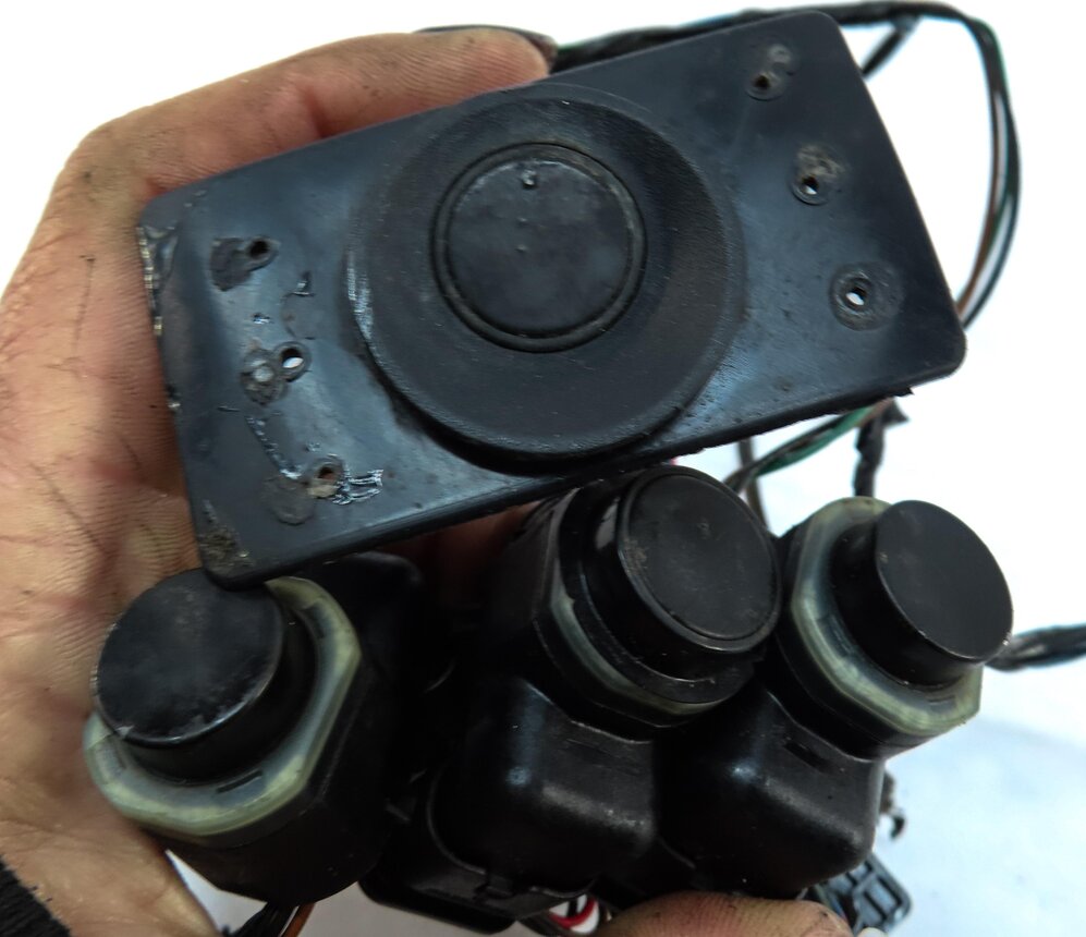 Thumbnail 5: 2013 LAND ROVER LR4 REAR PARK ASSIST PDC SENSOR SET4 (BLACK) w/ WIRING HARNESS