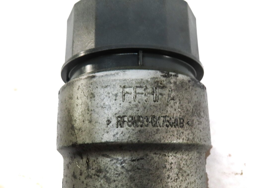 Thumbnail 5: 2013 LAND ROVER LR4 5.0L NON SC ENGINE OIL FILTER HOUSING RF8W936K751AB