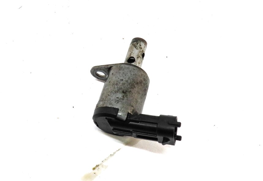Thumbnail 1: 2013 LAND ROVER LR4 5.0L NON SC ENGINE OIL PRESSURE SOLENOID 8W936D255AA