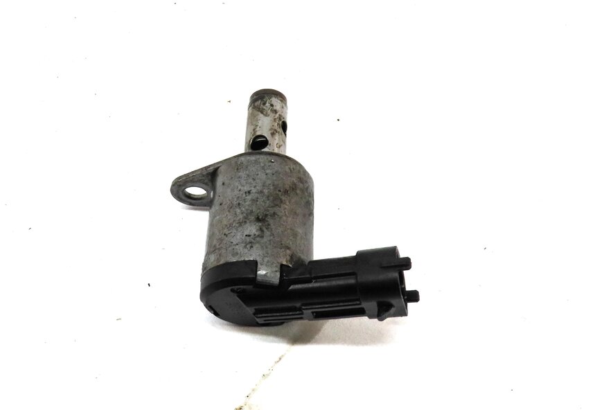Thumbnail 2: 2013 LAND ROVER LR4 5.0L NON SC ENGINE OIL PRESSURE SOLENOID 8W936D255AA