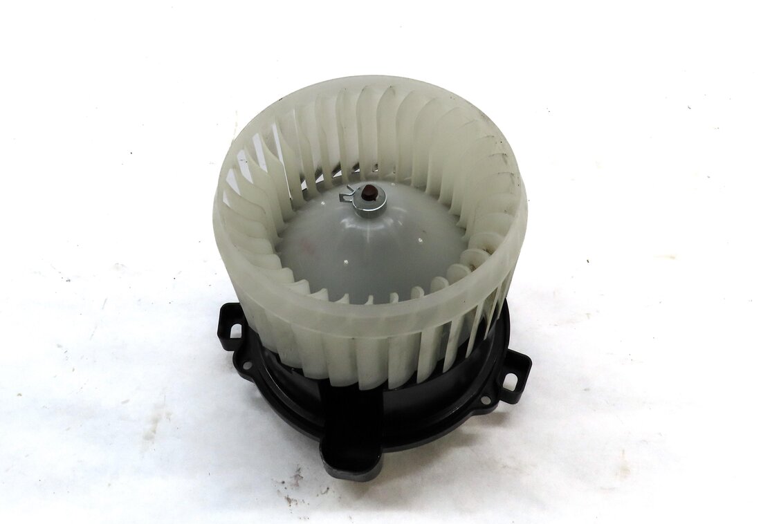 Thumbnail 2: 2005-2016 LAND ROVER LR3 LR4 - REAR HVAC HEATER A/C BLOWER FAN MOTOR