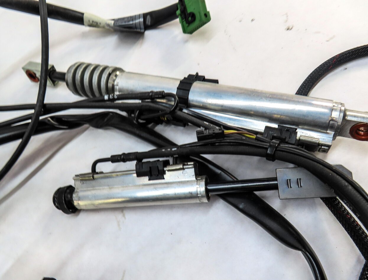 Thumbnail 6: 2007-2013 BMW 3-SERIES ///M (E93) CONVERTIBLE TOP HYDRAULIC PUMP MOTOR w/ LINES