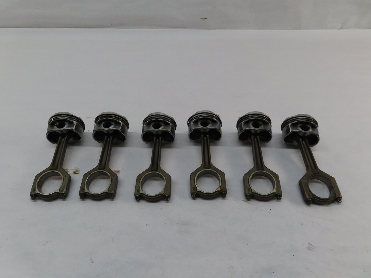 Thumbnail 4: BMW 1/3/5/6/7/X1/X3/X5/X6 3.0L N55 TURBO ENGINE - PISTON w/ CONNECTING ROD SET/6
