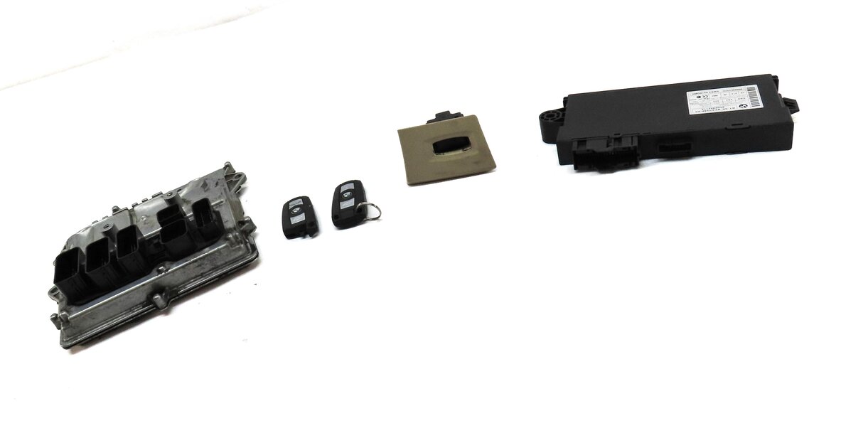 Thumbnail 3: 2011 BMW 335i (E93) 3.0L N55 TURBO ENGINE ECM DME CAS IMMOBILIZER MODULE KEY SET