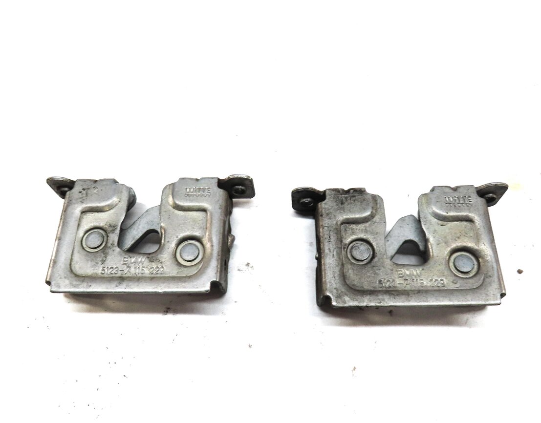 Thumbnail 2: 2011 BMW 335i (E90) FRONT LEFT & RIGHT LOWER HOOD LOCK LATCH SET-2