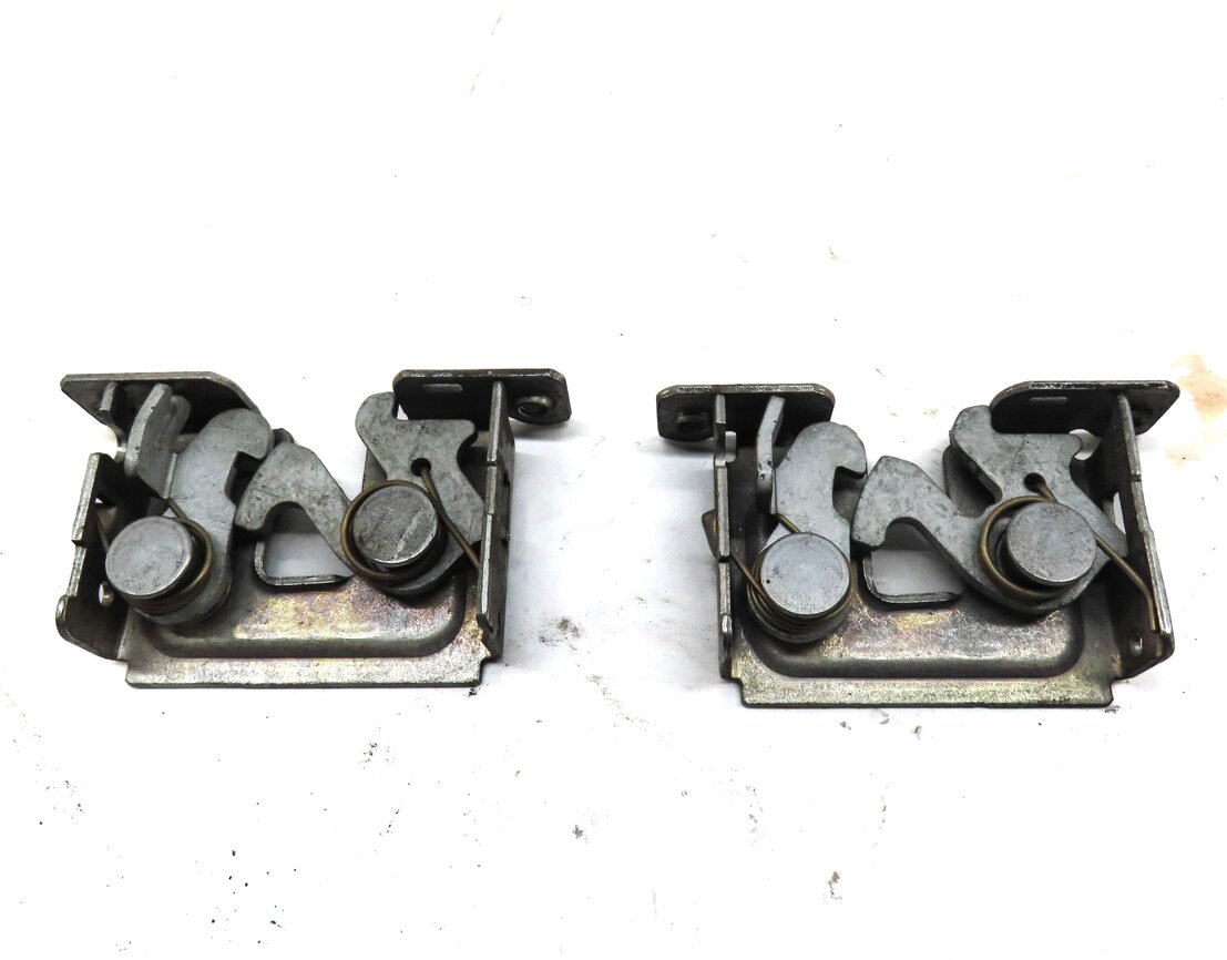 Thumbnail 4: 2011 BMW 335i (E90) FRONT LEFT & RIGHT LOWER HOOD LOCK LATCH SET-2