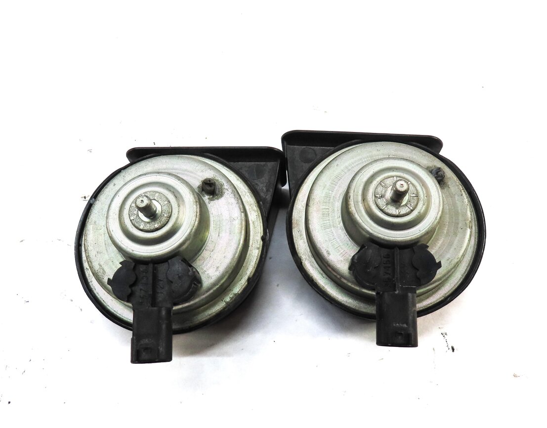 Thumbnail 3: 06-15 BMW 3-SERIES X1 (E84 E90 E91 E92 E93) HIGH & LOW TONE SAFETY HORN SET-2