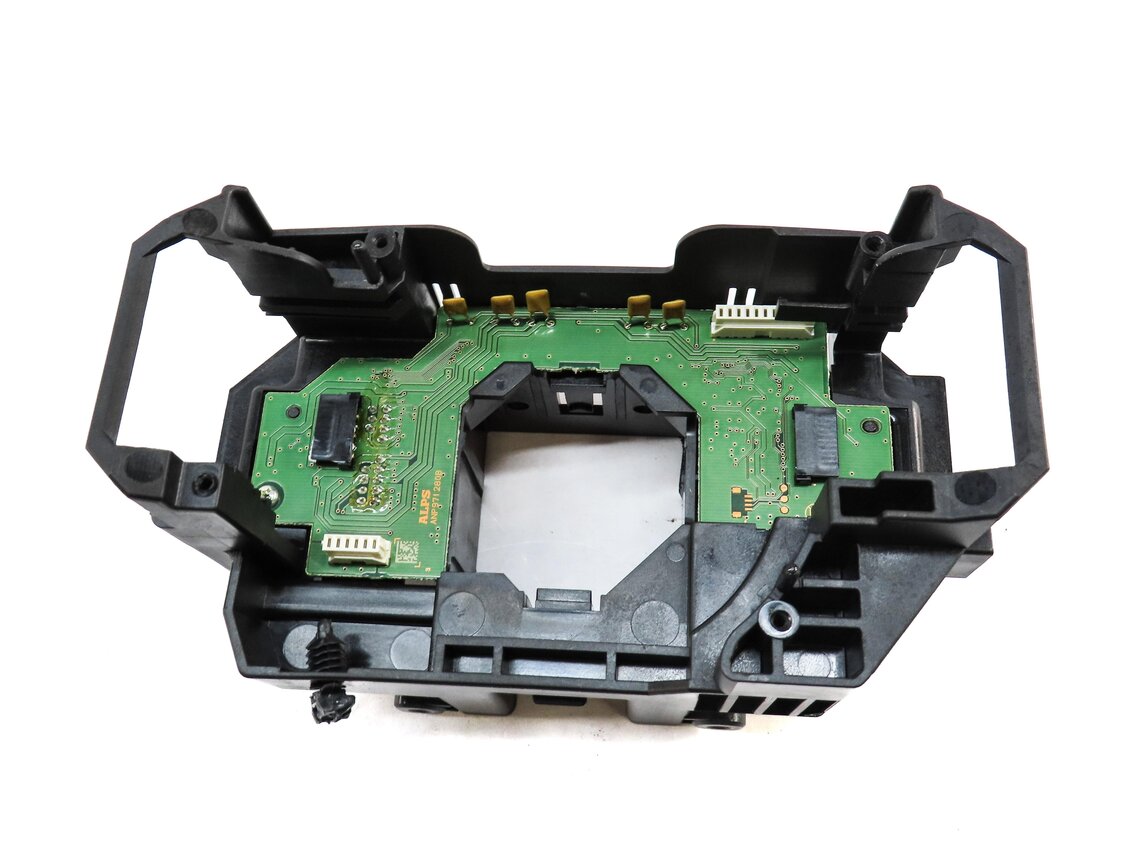 Thumbnail 2: 2015 LAND ROVER DISCOVERY SPORT (L550) STEERING WHEEL COLUMN SWITCH CONNECTOR