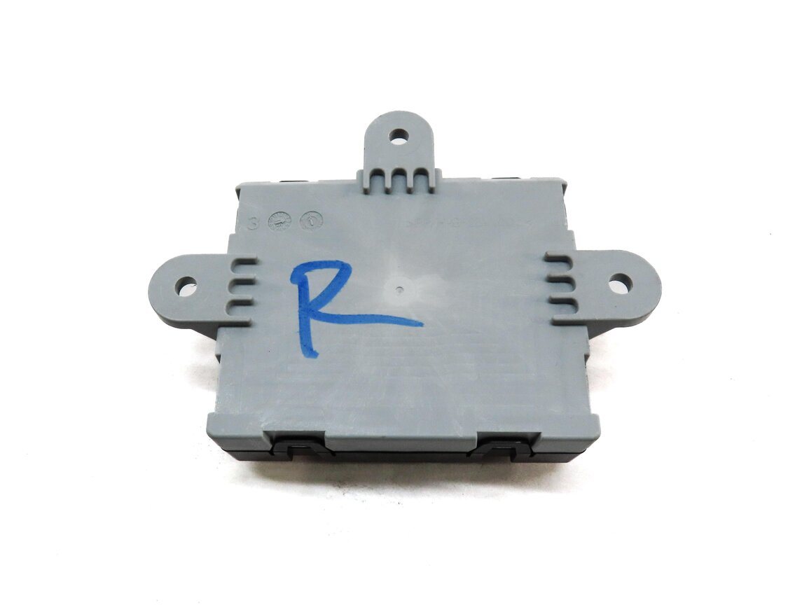 Thumbnail 2: 2015 LAND ROVER DISCOVERY SPORT (L550) FRONT RIGHT PASSENGER DOOR CONTROL MODULE