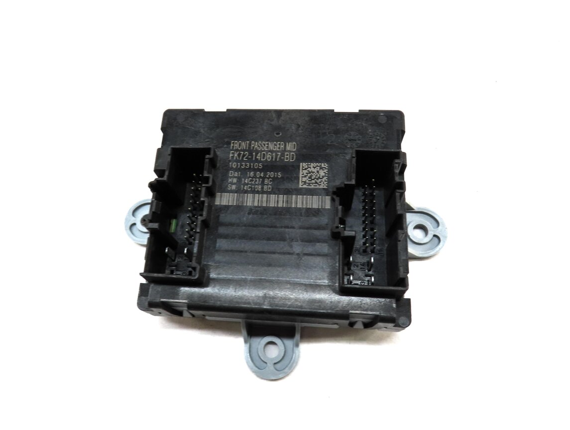 Thumbnail 3: 2015 LAND ROVER DISCOVERY SPORT (L550) FRONT RIGHT PASSENGER DOOR CONTROL MODULE
