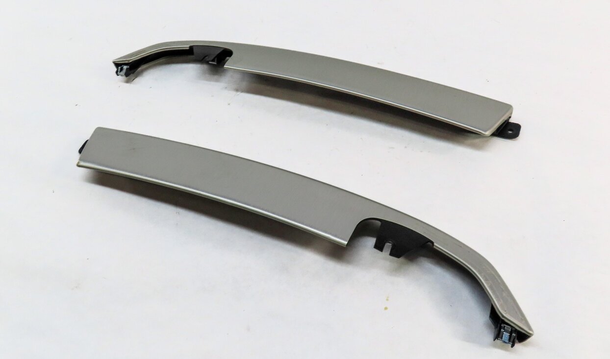 2015 DISCOVERY SPORT L550 LEFT RIGHT VERTICLE CONSOLE TRIM SET BRUSHED ALUMINUM