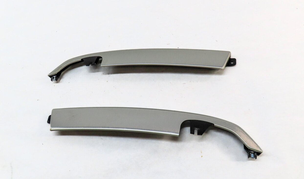 Thumbnail 2: 2015 DISCOVERY SPORT L550 LEFT RIGHT VERTICLE CONSOLE TRIM SET BRUSHED ALUMINUM