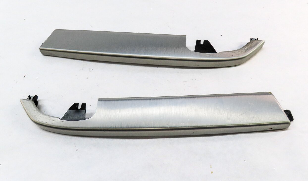 Thumbnail 3: 2015 DISCOVERY SPORT L550 LEFT RIGHT VERTICLE CONSOLE TRIM SET BRUSHED ALUMINUM