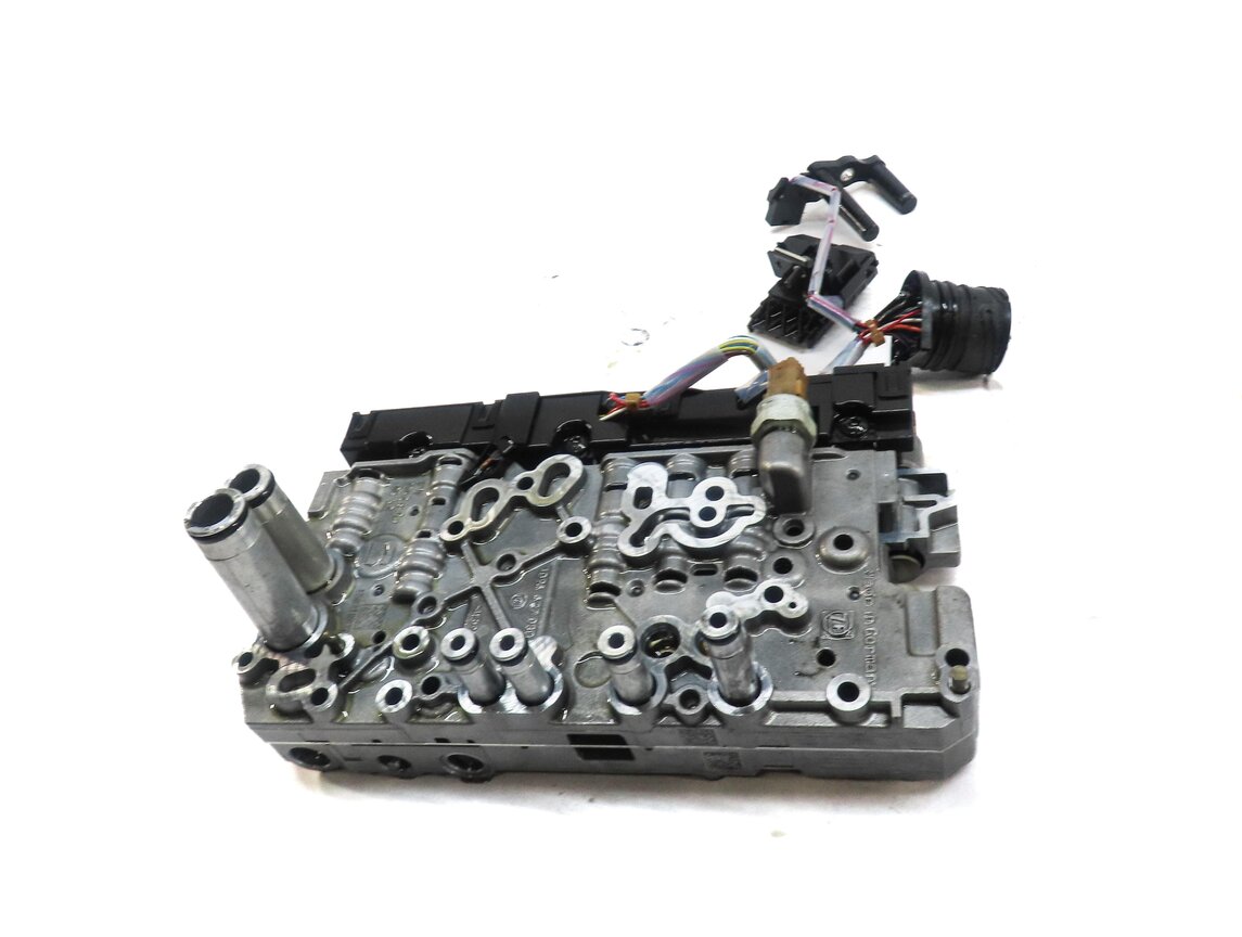 Thumbnail 2: 2014-2017 RANGE ROVER EVOQUE DISCOVERY SPORT (L538 L550) TRANSMISSION VALVE BODY