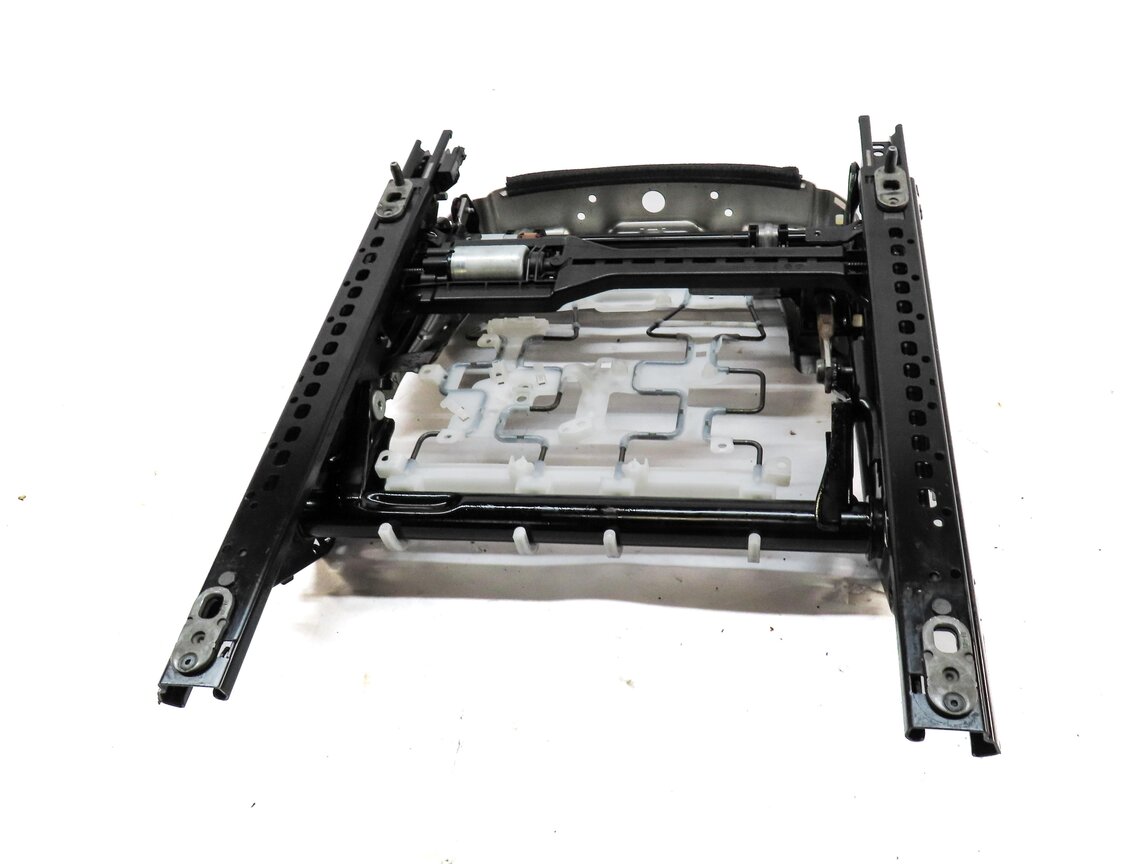 Thumbnail 6: 15-17 LAND ROVER DISCOVERY SPORT (L550) FRONT LEFT DRIVER SEAT TRACK w/ MOTORS
