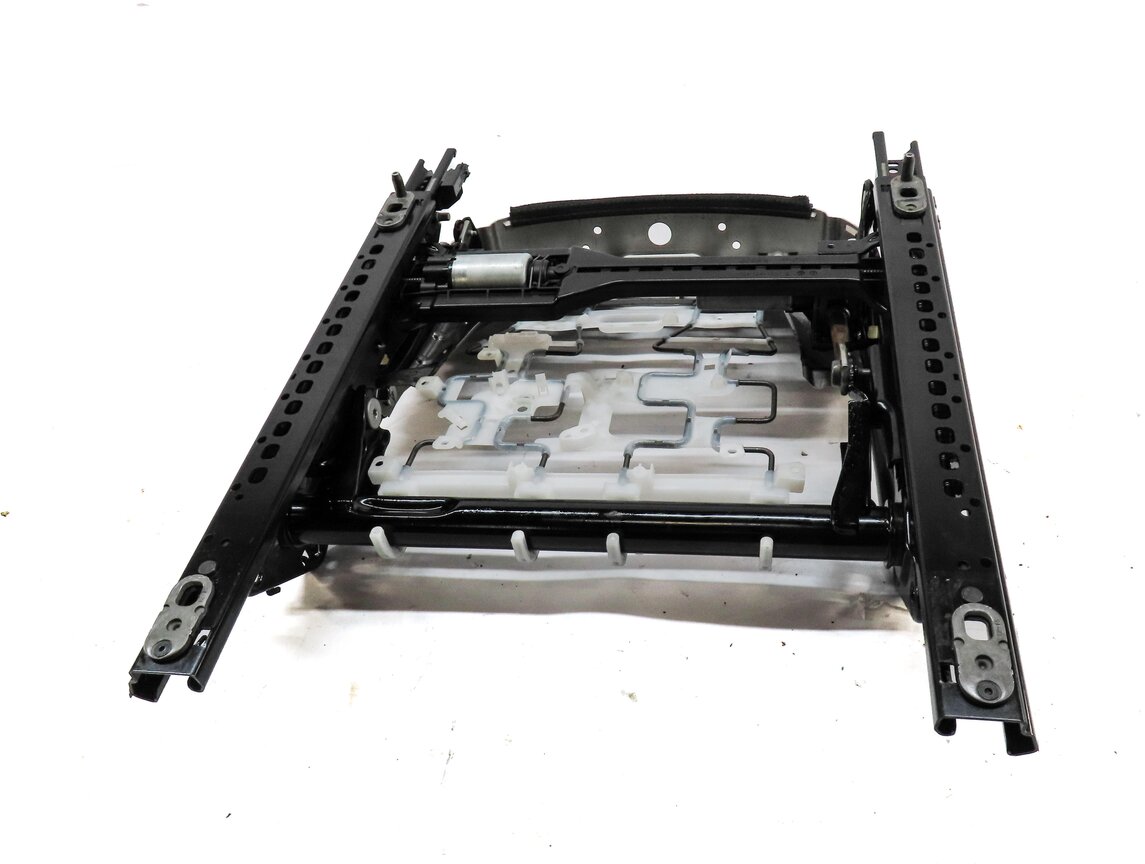 Thumbnail 7: 15-17 LAND ROVER DISCOVERY SPORT (L550) FRONT LEFT DRIVER SEAT TRACK w/ MOTORS