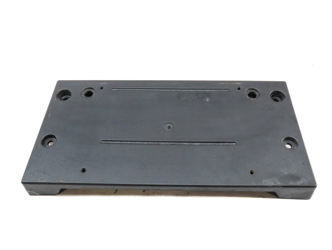 Thumbnail 2: 2015 LAND ROVER DISCOVERY SPORT (L550) FRONT LICENSE PLATE MOUNT BRACKET