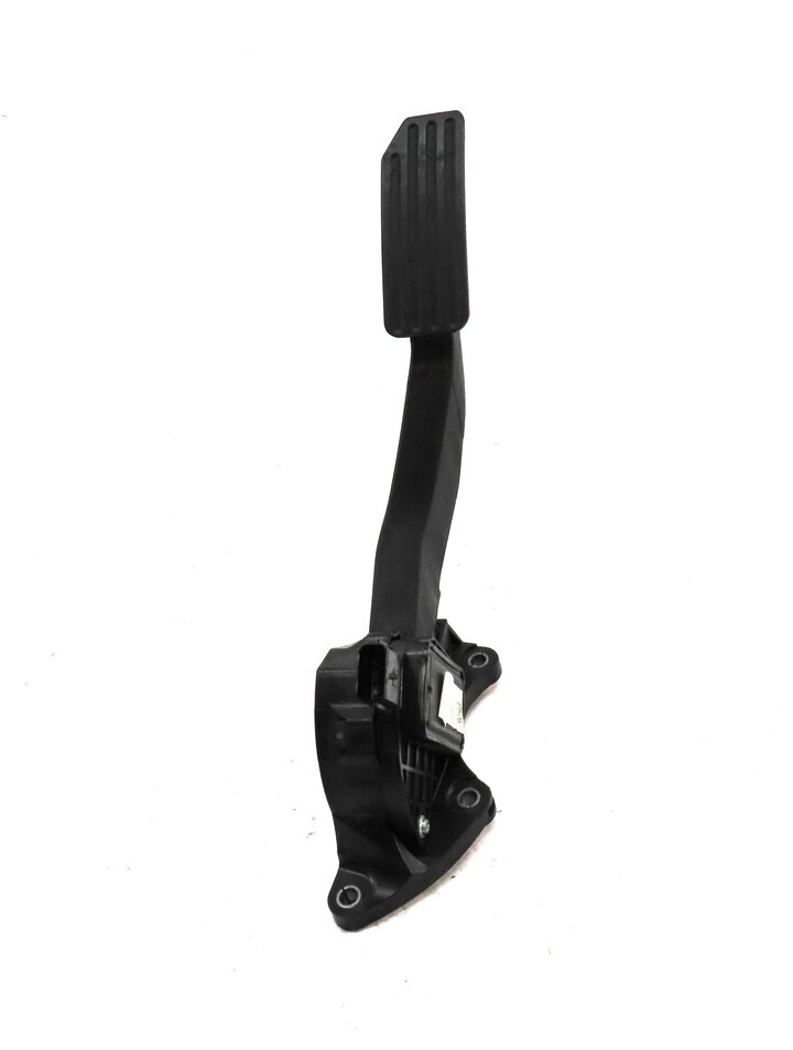Thumbnail 2: 2015 LAND ROVER DISCOVERY SPORT (L550) FRONT LEFT ACCELERATOR GAS PEDAL