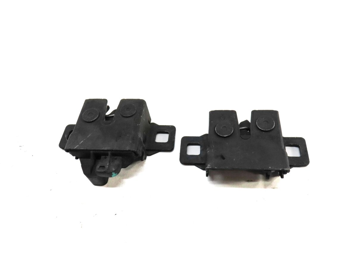 Thumbnail 3: 2015 LAND ROVER DISCOVERY SPORT (L550) LEFT & RIGHT HOOD LOCK LATCH SET 2