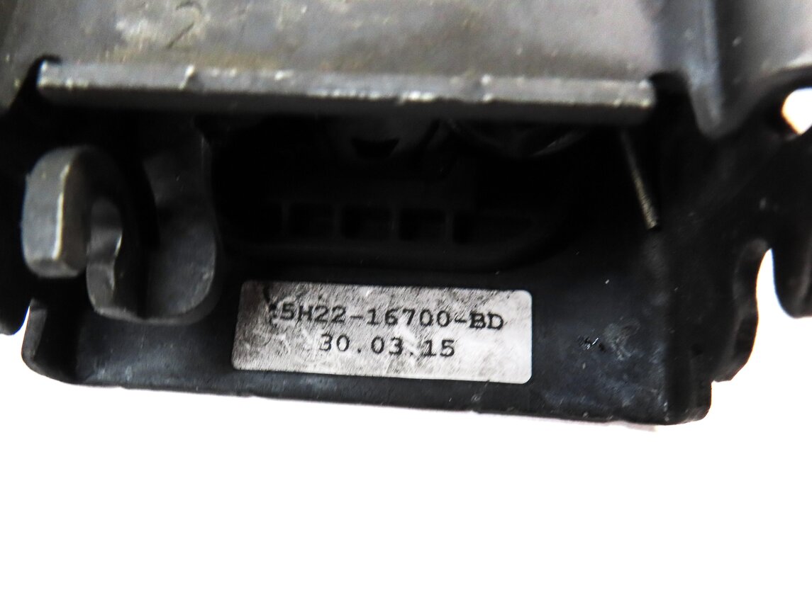 Thumbnail 6: 2015 LAND ROVER DISCOVERY SPORT (L550) LEFT & RIGHT HOOD LOCK LATCH SET 2