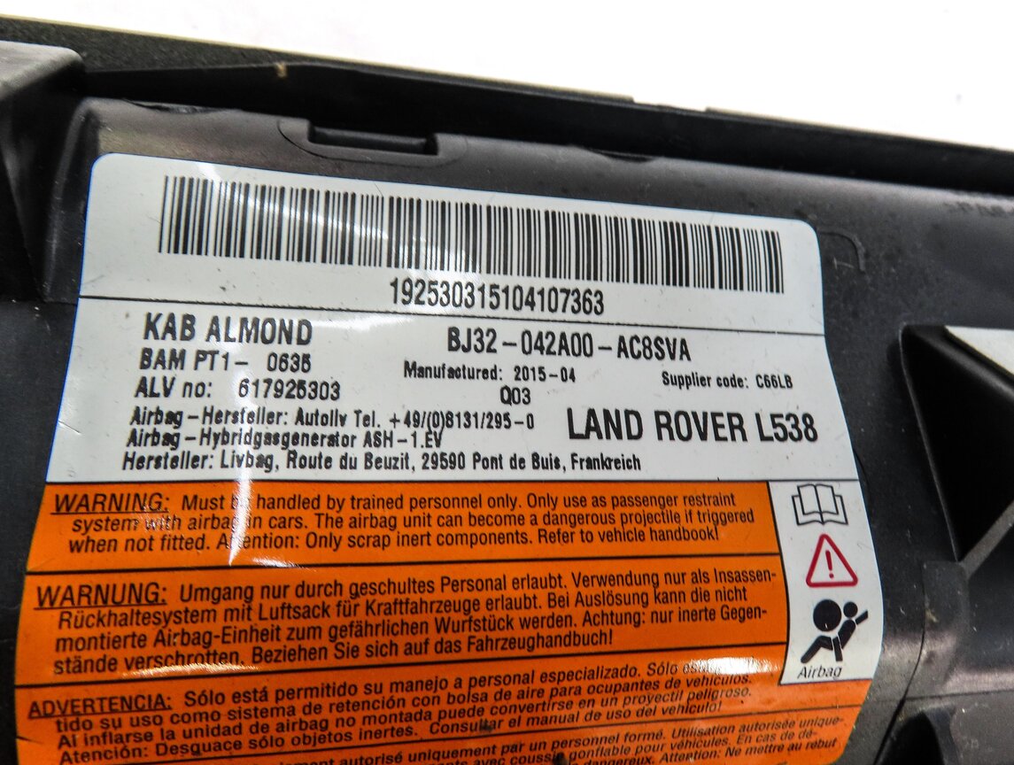 Thumbnail 6: 2015-2019 LAND ROVER DISCOVERY SPORT (L550) LEFT DRIVER KNEE AIRBAG (ALMOND)