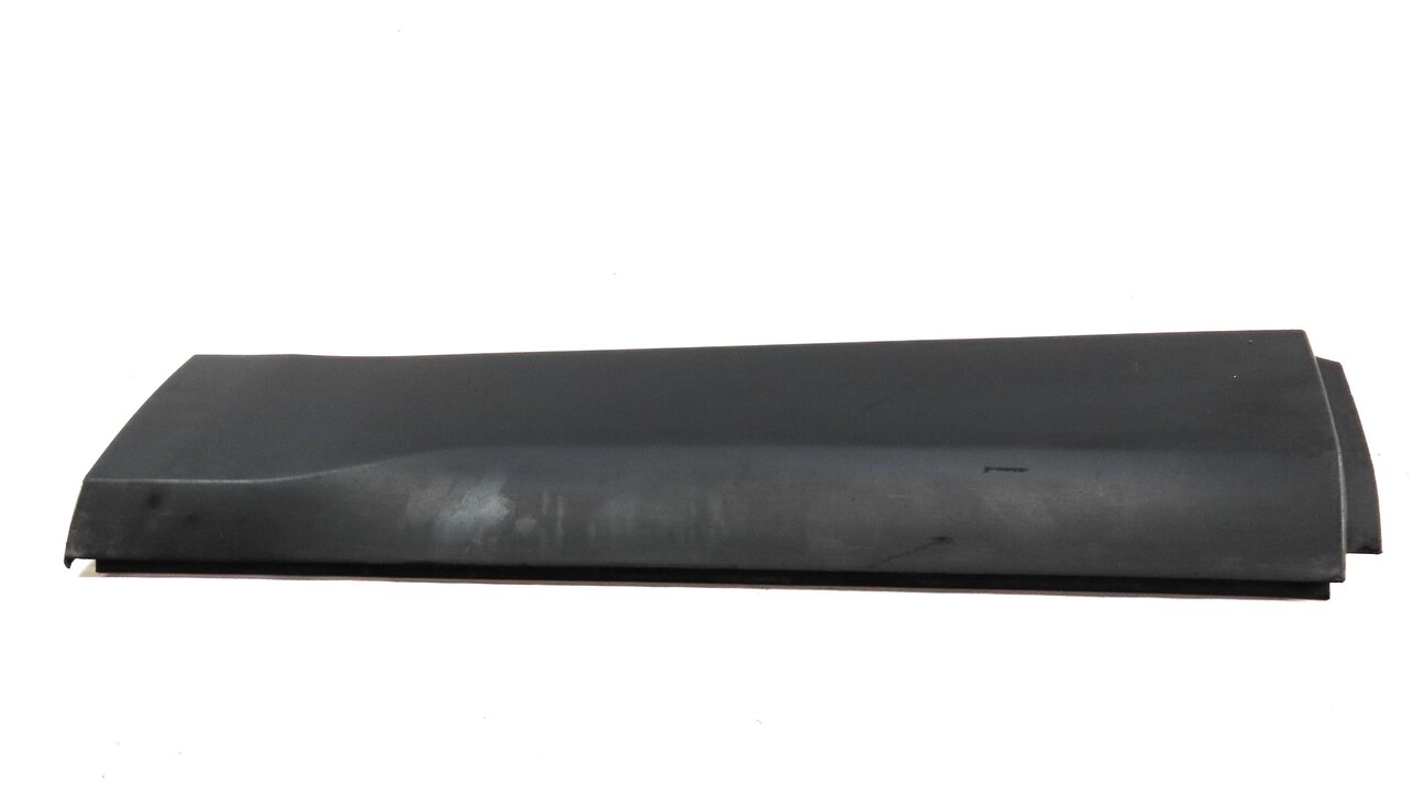Thumbnail 2: 2015 LAND ROVER DISCOVERY SPORT (L550) REAR RIGHT LOWER DOOR MOULDING TRIM