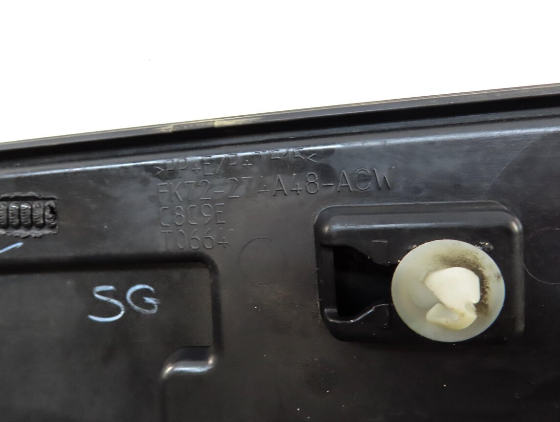 Thumbnail 6: 2015 LAND ROVER DISCOVERY SPORT (L550) REAR RIGHT LOWER DOOR MOULDING TRIM