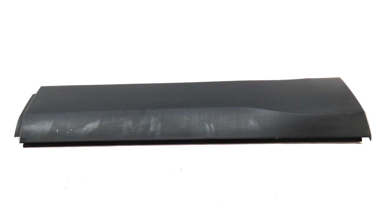 Thumbnail 2: 2015 LAND ROVER DISCOVERY SPORT (L550) REAR LEFT LOWER DOOR TRIM MOULDING