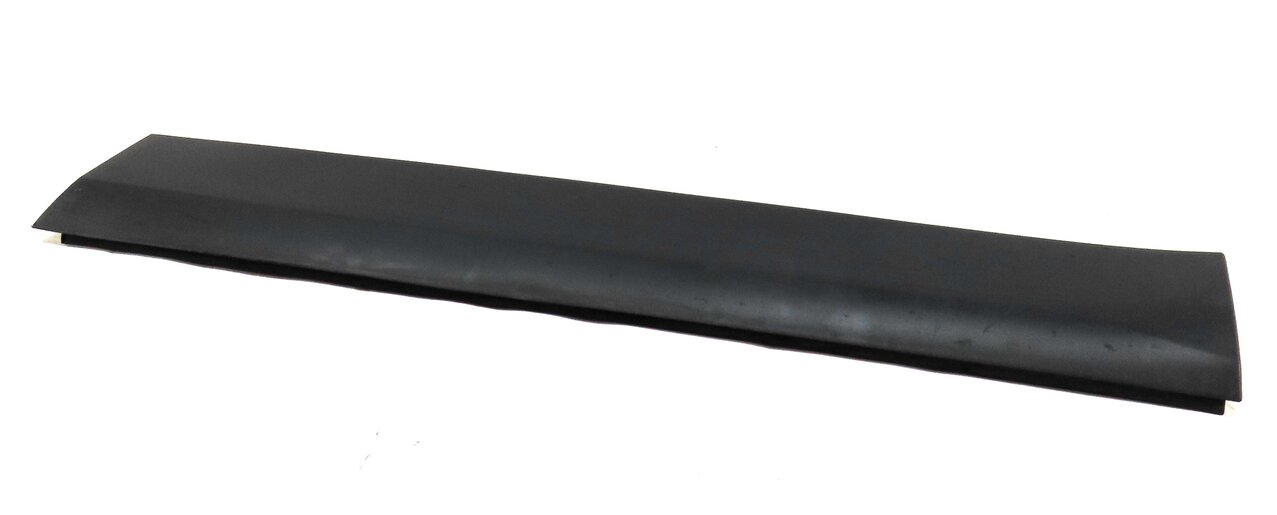 2015 LAND ROVER DISCOVERY SPORT (L550) FRONT RIGHT LOWER DOOR MOULDING TRIM