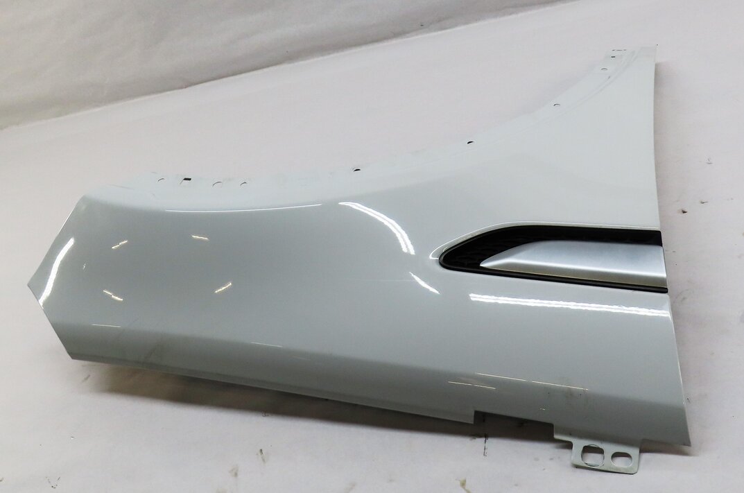 Thumbnail 2: 2015-2020 LAND ROVER DISCOVERY SPORT (L550) FRONT RIGHT PASSENGER FENDER (WHITE)