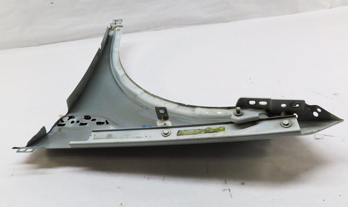 Thumbnail 4: 2015-2020 LAND ROVER DISCOVERY SPORT (L550) FRONT RIGHT PASSENGER FENDER (WHITE)