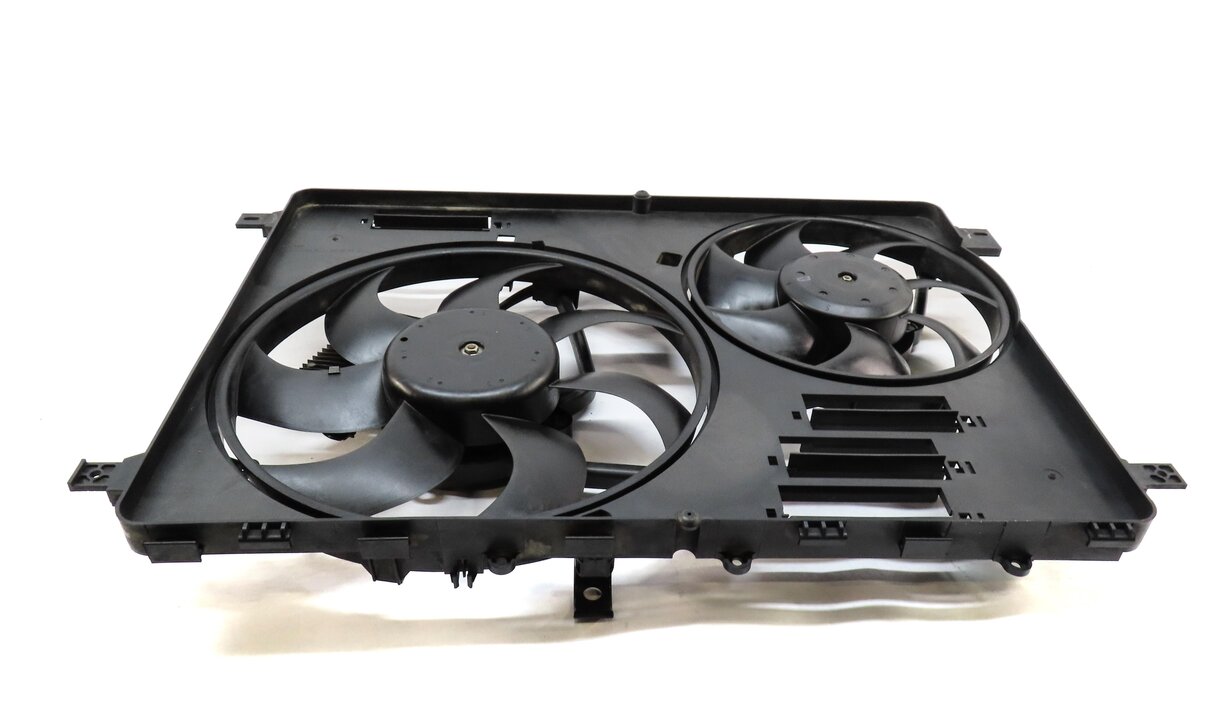 Thumbnail 3: 12-17 LR2 DISCOVERY SPORT RANGE ROVER EVOQUE (L538 L550) RADIATOR COOLING FAN